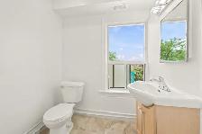 Apartment For Rent in Beautiful Corso Italia St Clair - Photo 10