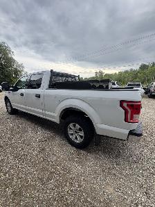 2017 Ford F-150 XLT CREW CAB — CERTIFIED — 4x4 5 LTR 6 SPD - Photo 5