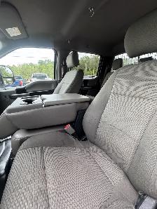 2017 Ford F-150 XLT CREW CAB — CERTIFIED — 4x4 5 LTR 6 SPD - Photo 8