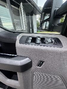 2017 Ford F-150 XLT CREW CAB — CERTIFIED — 4x4 5 LTR 6 SPD - Photo 13