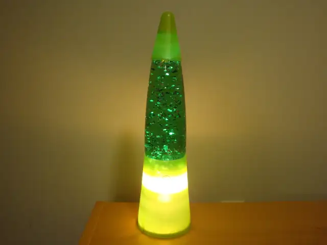 Green-glittered lava lamp