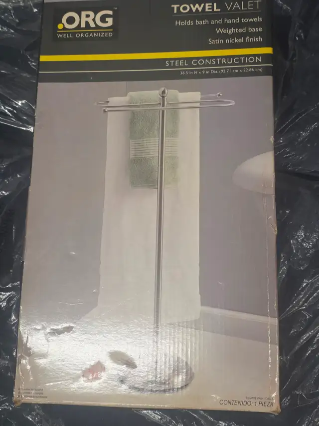ORG Floor Standing S-Style Towel Holder New in Box