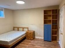 1m  to UTM room for rent to female student w/ private bathroom - Photo 4