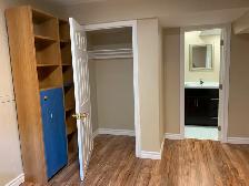 1m  to UTM room for rent to female student w/ private bathroom - Photo 5