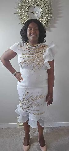stunning dress - Photo 7