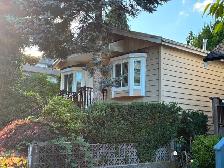 $780 Vancouver West Side Private Single Furnished Room