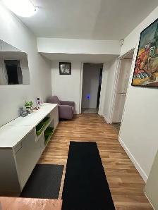 Vancouver private bedroom for rent near Langara - Photo 2