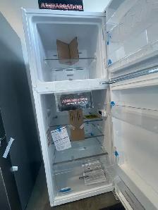 NEW 24" Whirlpool Counter Depth Top Freezer Fridge (11.6 Cu.Ft) - Photo 3