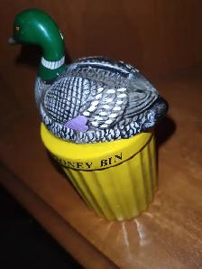 Piggy bank 'Looney bin' and plastic antique piggybank - Photo 2