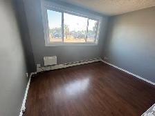 Bright bachelor suite for rent_west college park - Photo 4