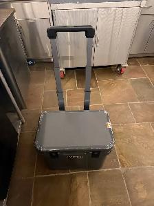 yeti cooler 32L - Photo 2
