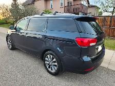 2017 KIA SEDONA SX leather seats Compare Sienna Odyssey Caravan - Photo 5