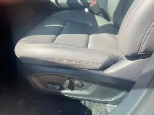 2026 Ford Explorer Active w/200A Pkg - Photo 15