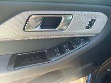 2026 Ford Explorer Active w/200A Pkg - Photo 17