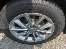 2022 Honda Civic EX, alloys, Sunroof, Lane Departure Alert - Photo 9