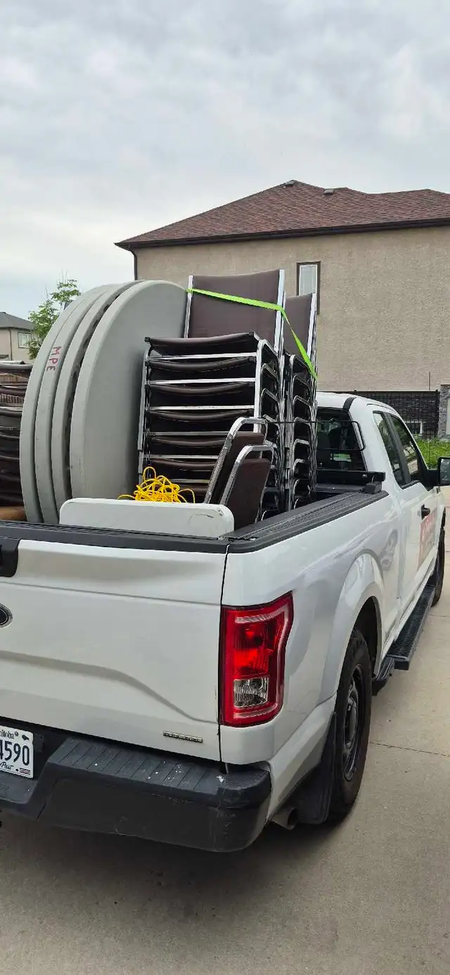 MOVING TRUCK FOR RENT