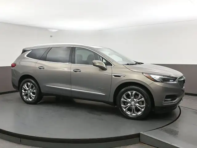 2019 Buick Enclave AVENIR 7 Passenger Seating, Heated & Ventilat