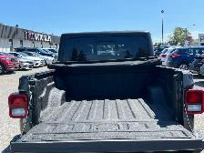 2023 Jeep Gladiator - Photo 5