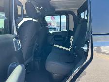 2023 Jeep Gladiator - Photo 15