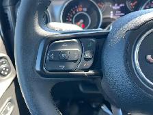 2023 Jeep Gladiator - Photo 18