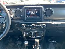2023 Jeep Gladiator - Photo 27
