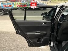 2020 Kia Sportage LX | ONE OWNER | CARPLAY | FINANCE - Photo 37