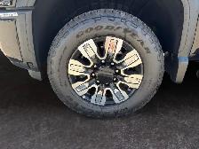 2026 GMC Sierra 3500HD - Photo 10