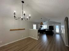 Spacious Pet Friendly 4 Bed Full House in Timberstone Park! - Photo 2
