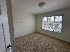 Spacious Pet Friendly 4 Bed Full House in Timberstone Park! - Photo 11