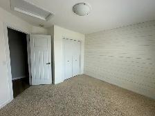 Spacious Pet Friendly 4 Bed Full House in Timberstone Park! - Photo 12