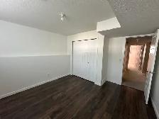 Spacious Pet Friendly 4 Bed Full House in Timberstone Park! - Photo 19