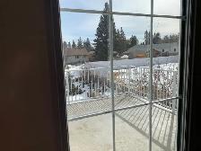 LIKE NEW 3 BEDROOM WITH HEATED GARAGE IN SYLVAN LAKE - Photo 7