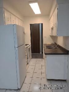 SPACIOUS ONE BEDROOM WITH BALCONY-WATERLOO ON - Photo 5
