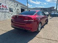 2018 Kia Optima LX - Photo 3