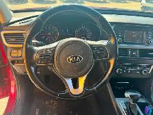 2018 Kia Optima LX - Photo 8