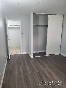 UPDATED ONE BEDROOM APARTMENT ON REGINA ST. N - Photo 11