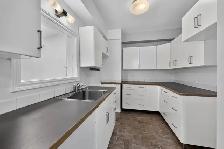 293 Olmstead Street: 3 Bedroom House (Vanier, Ottawa) - Photo 11