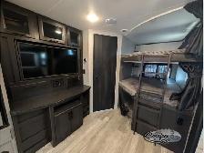 2022 Jayco Jay Feather 27BHB - Photo 10