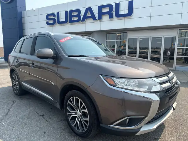 2017 Mitsubishi Outlander ES 4X4, Winters, Certified