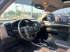 2017 Mitsubishi Outlander ES 4X4, Winters, Certified - Photo 12