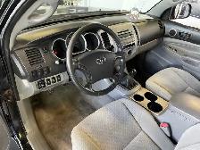2010 Toyota Tacoma - Photo 13