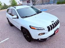 2015 Jeep Cherokee Latitude 4dr SUV 4WD (2.4L 4cyl 9A) - Photo 3