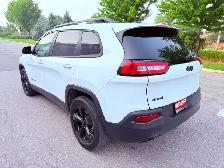 2015 Jeep Cherokee Latitude 4dr SUV 4WD (2.4L 4cyl 9A) - Photo 6