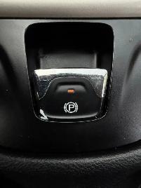 2015 Jeep Cherokee Latitude 4dr SUV 4WD (2.4L 4cyl 9A) - Photo 15
