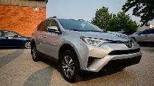 2018 Toyota RAV4 LE-NO ACCIDENT-REMOTE START-VOCL ASSIST TELEMAT - Photo 3