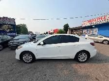 2012 Mazda 3 Sedan i-TOURING 170KM CERTIFIED-WARRANTY - Photo 3
