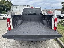 2022 Ford F-250 XLT 4x4 SD Super Cab 8 ft. box 164 in. WB SRW Au - Photo 46