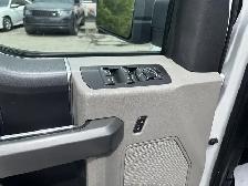 2017 Ford F-150 XLT 4x4 SuperCrew Cab Automatic - Photo 19