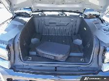 2026 GMC HUMMER EV SUV - Photo 11