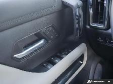 2026 GMC HUMMER EV SUV - Photo 18